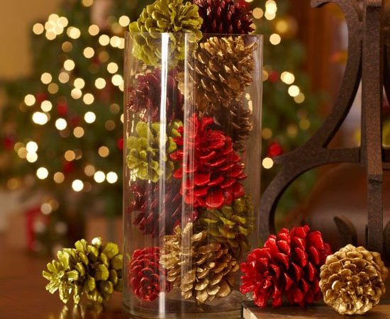 Новорічні вироби з шишок своїми руками. Ідеї з фото