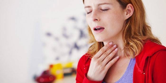 Інструкція із застосування спрею і розчину Люголь