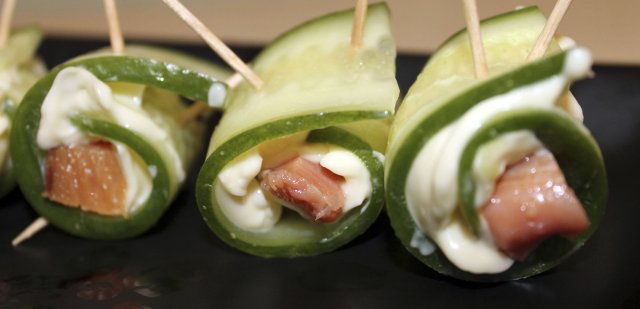 Оригінальні закуски для святкового столу на будь-який смак Оригінальні закуски для святкового столу на будь-який смак