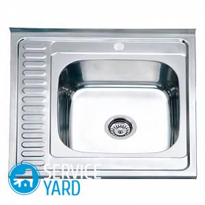 Отверстие в мойке из нержавейки под смеситель