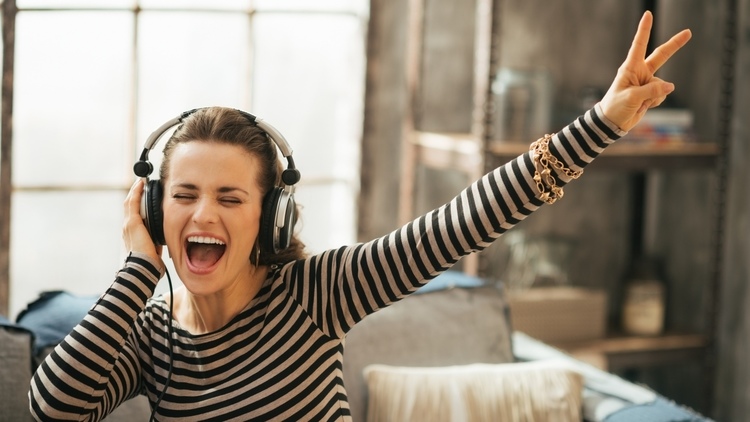 Почему наушники стали тихо играть?