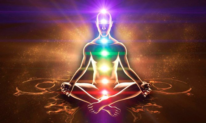 Почорнів срібний хрестик: Що це означає і як почистити