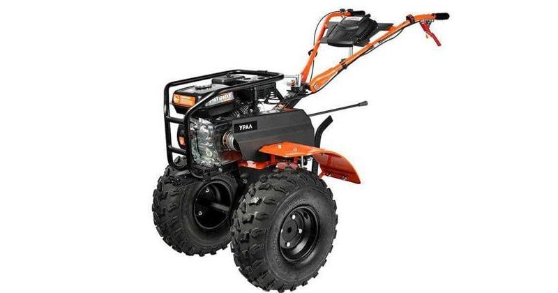 Посадка картоплі мотоблоком з окучником