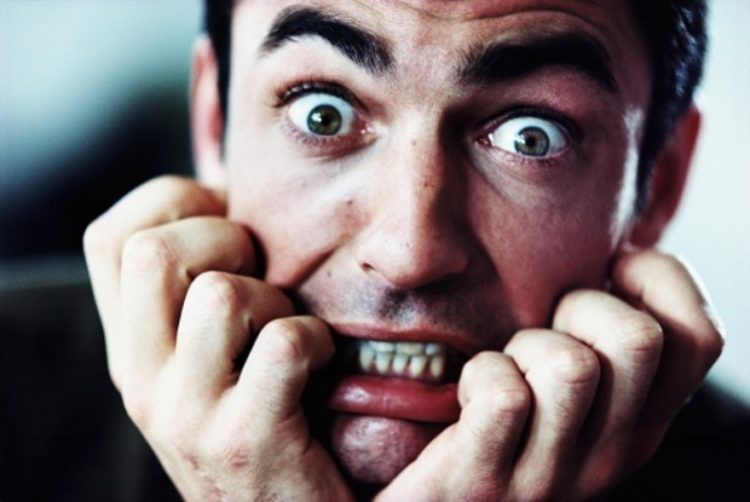 Пословицы о страхе: 50 поговорок со смыслом ✍