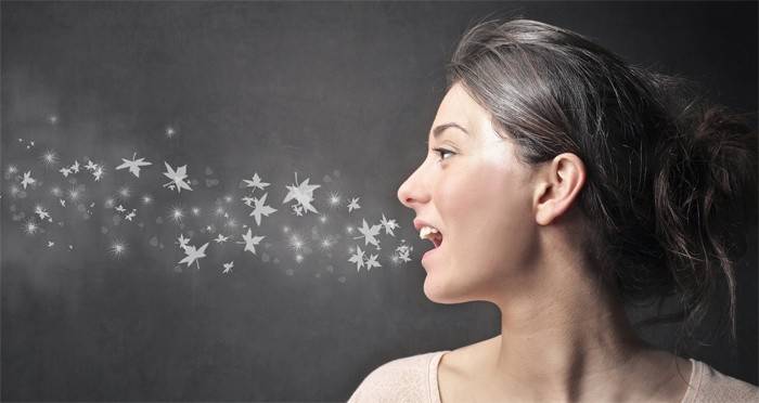 Причини поганого запаху з рота