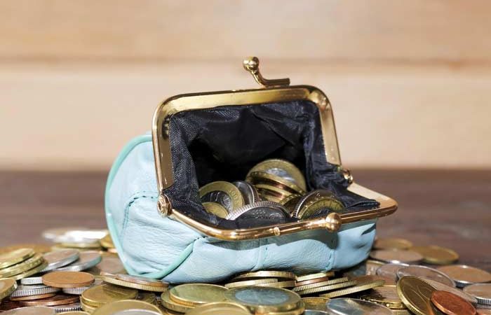 Прикмети при купівлі нового гаманця: коли і який потрібно купувати, щоб залучати гроші