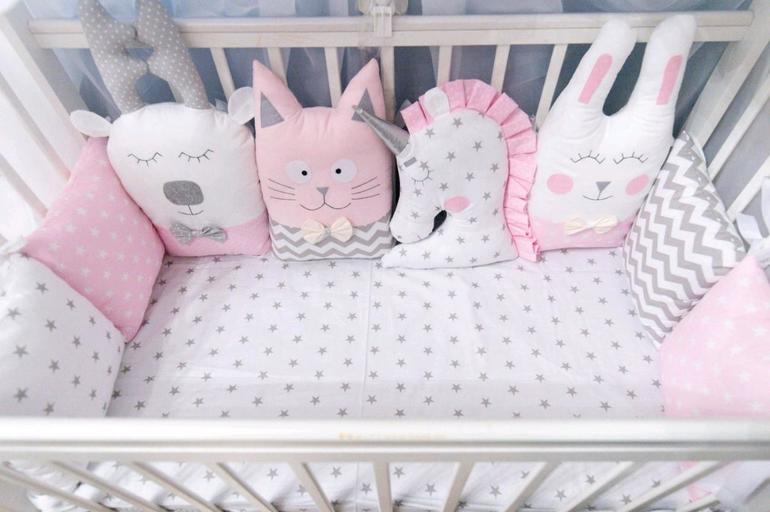 Рекомендации, как пошить и собрать бортики в детскую кроватку