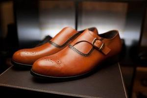 Що робити, якщо взуття фарбує ноги – поради на замітку