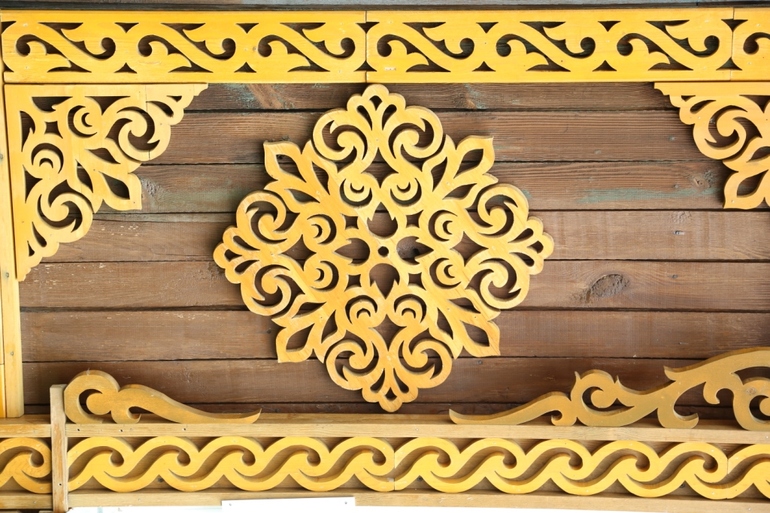 Шаблоны и трафареты наличников на окна своими руками