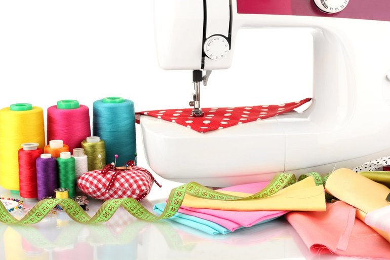 Швейная машинка: самая лучшая и недорогая по отзывам Швейная машинка: самая лучшая и недорогая по отзывам