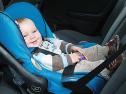 Скільки коштує дитяче автокрісло?
