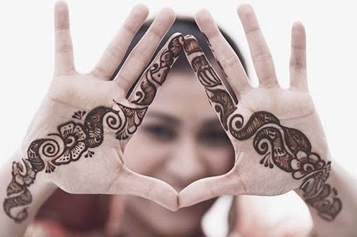 Скільки тримається татуювання зроблена хною? Оглядаємо питання