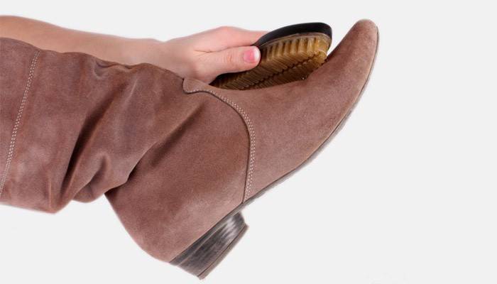 Способи очищення замші