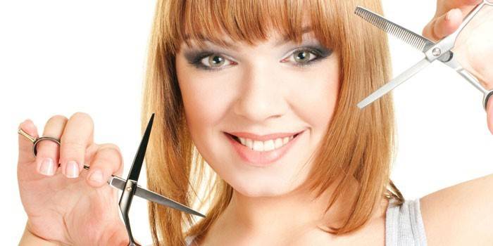 Сприятливі дні для стрижки волосся — оракул