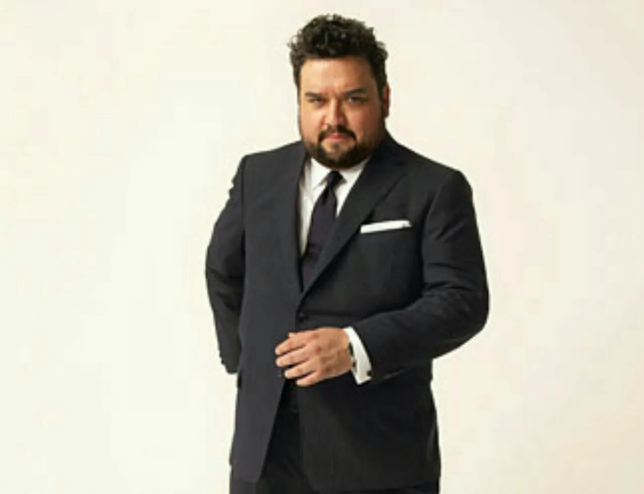 Стильная одежда для полных мужчин: подборка фотографий