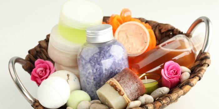 Топ-50 найкращих подарунків на 14 лютого для улюблених