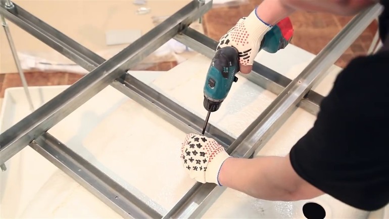 Установка акриловой ванны на каркас своими руками