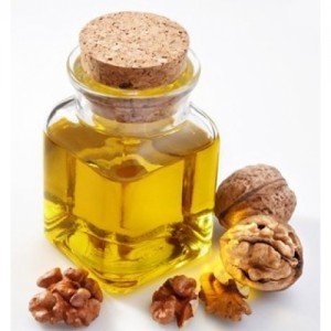 Волоський горіх – користь, застосування, рецепти