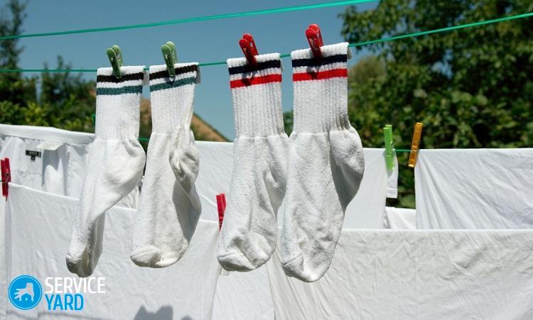 Вывести пятна крови с одежды