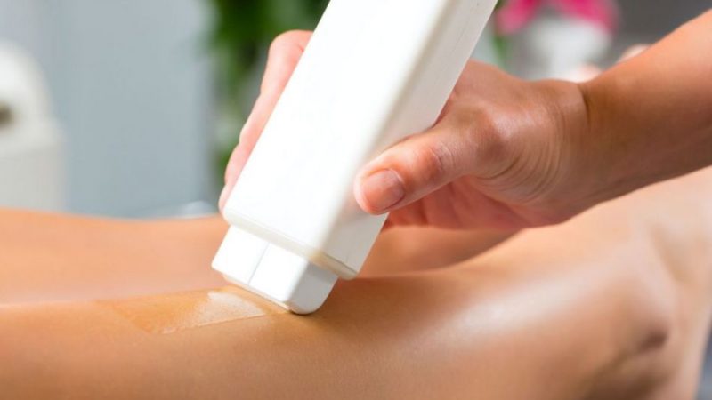 Як і чим можна прибрати, відмити віск з шкіри тіла та клейкість після депіляції: способи, рецепти, поради, рекомендації