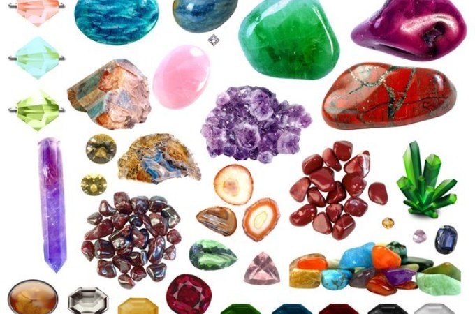 Які камені підходять жінкам згідно гороскопу та дату народження? Властивості каменів для жінок і їх вплив на здоров'я і долю за знаком зодіаку