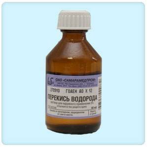 Як освітлити волосся перекисом водню будинку. Маски для освітлення волосся в домашніх умовах, відео