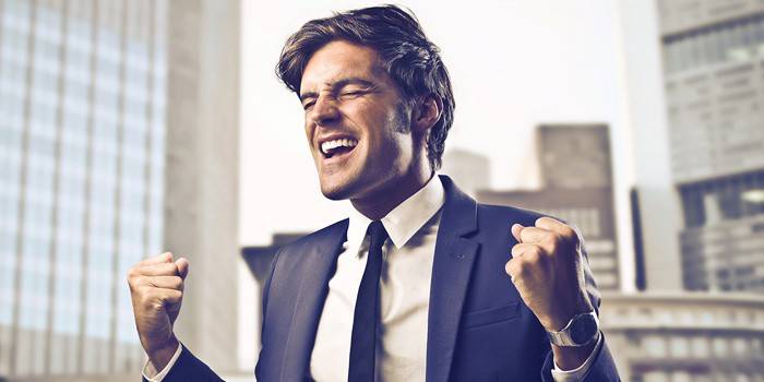 Як представити себе на конкурсі — зробити візитну картку