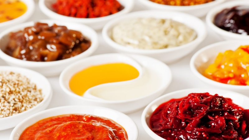 Як приготувати смачний соус для риби з молока, зелені, вершків? Рецепти польського, рибного, майонезного соусу до риби