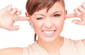 Як прочистити пробки у вухах в домашніх умовах. Як видалити сірчану пробку з вуха в домашніх умовах у дорослих