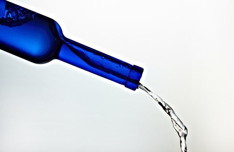 Як схуднути за допомогою води за тиждень на 10 кг: легка дієта на воді