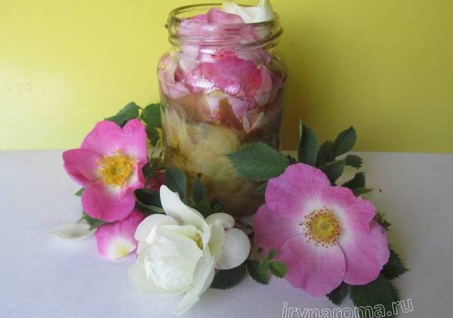 Як зробити рожеве масло своїми руками.
