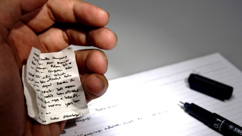 Як зробити шпаргалку в школу, на іспит. Варіанти шпаргалок: плюси і мінуси. Найкращі шпаргалки: ідеї, фото, опис