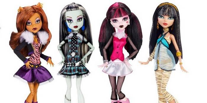 Як зшити одяг для ляльок Монстер Хай