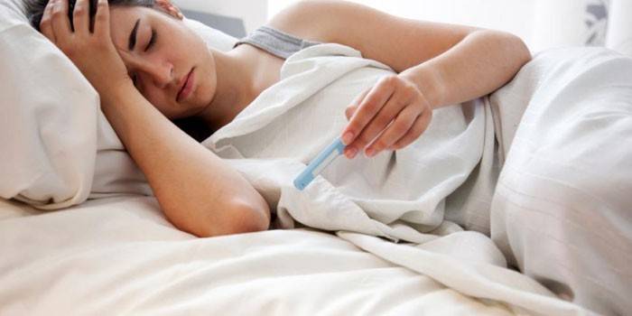 Яка температура тіла може бути на ранніх термінах вагітності