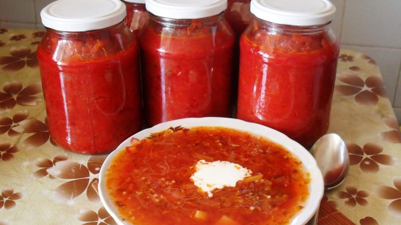 Заправка з помідор для борщу на зиму: 2 кращих покрокових рецепту з докладними інгредієнтами