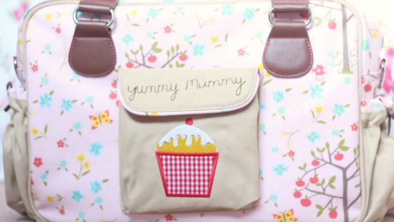 Збираємося в пологовий будинок: необхідні речі для мами і малюка