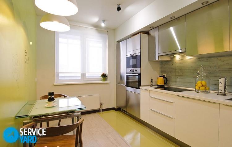 Желто-зеленые обои на кухне